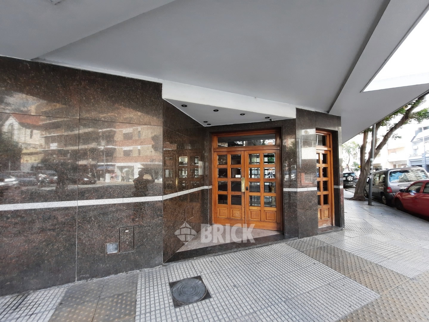 MALVINAS ARGENTINAS al 0 Piso 6 30