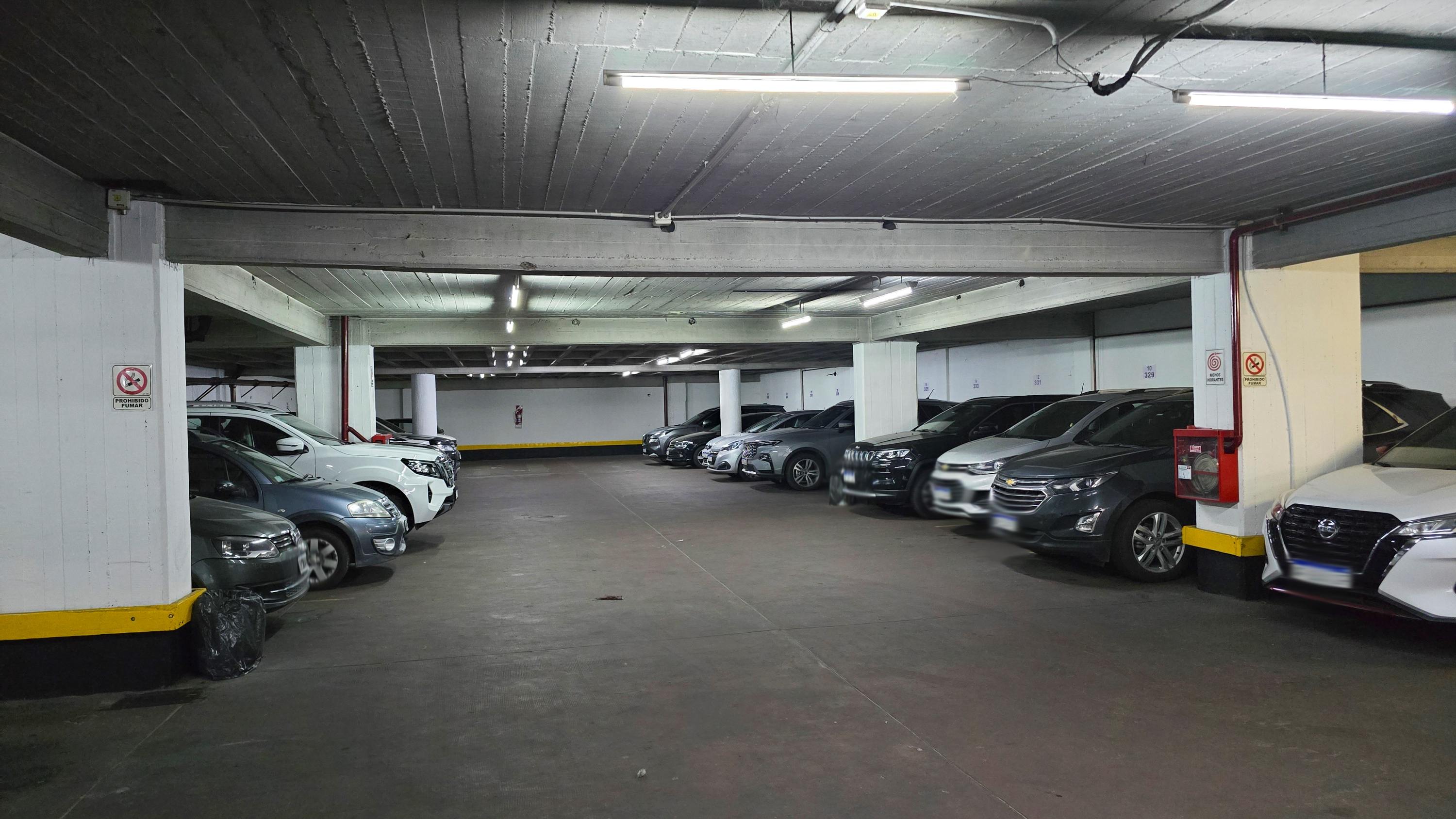 ALVEAR, MARCELO T. DE al 1200 Piso 2° Nº 215 5