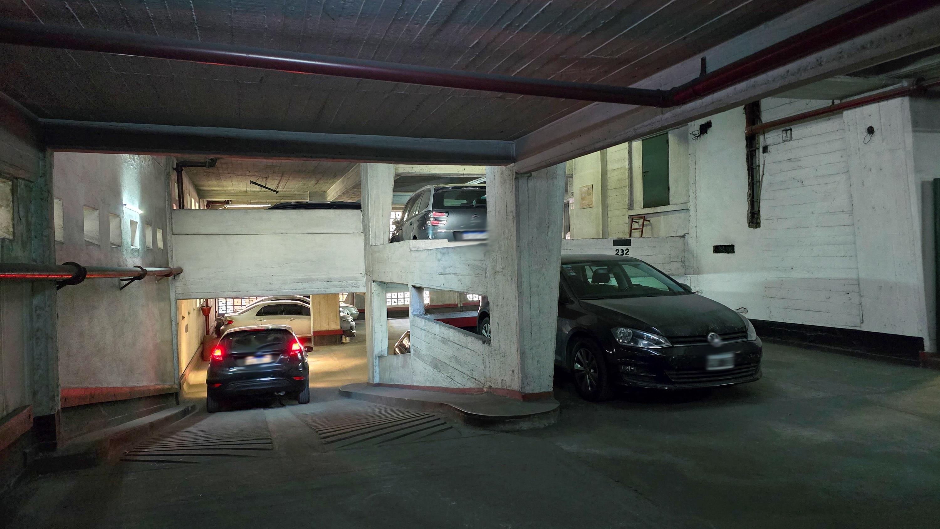 ALVEAR, MARCELO T. DE al 1200 Piso 3° Nº 242 10