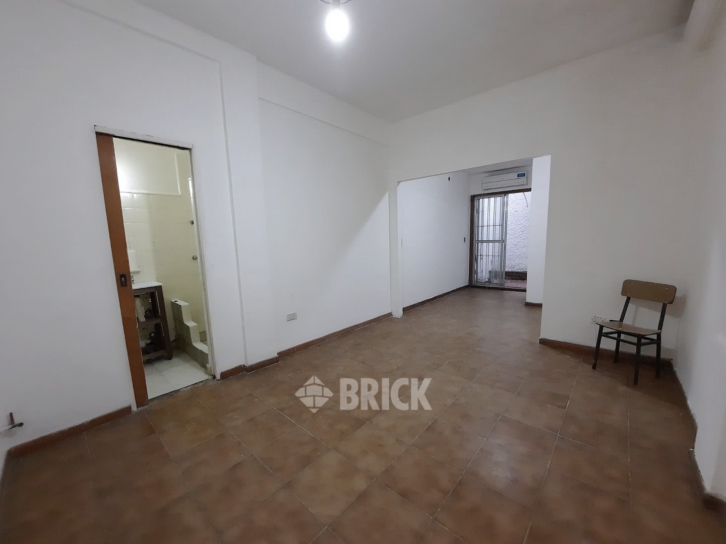 DONADO al 2200 Piso PB 4