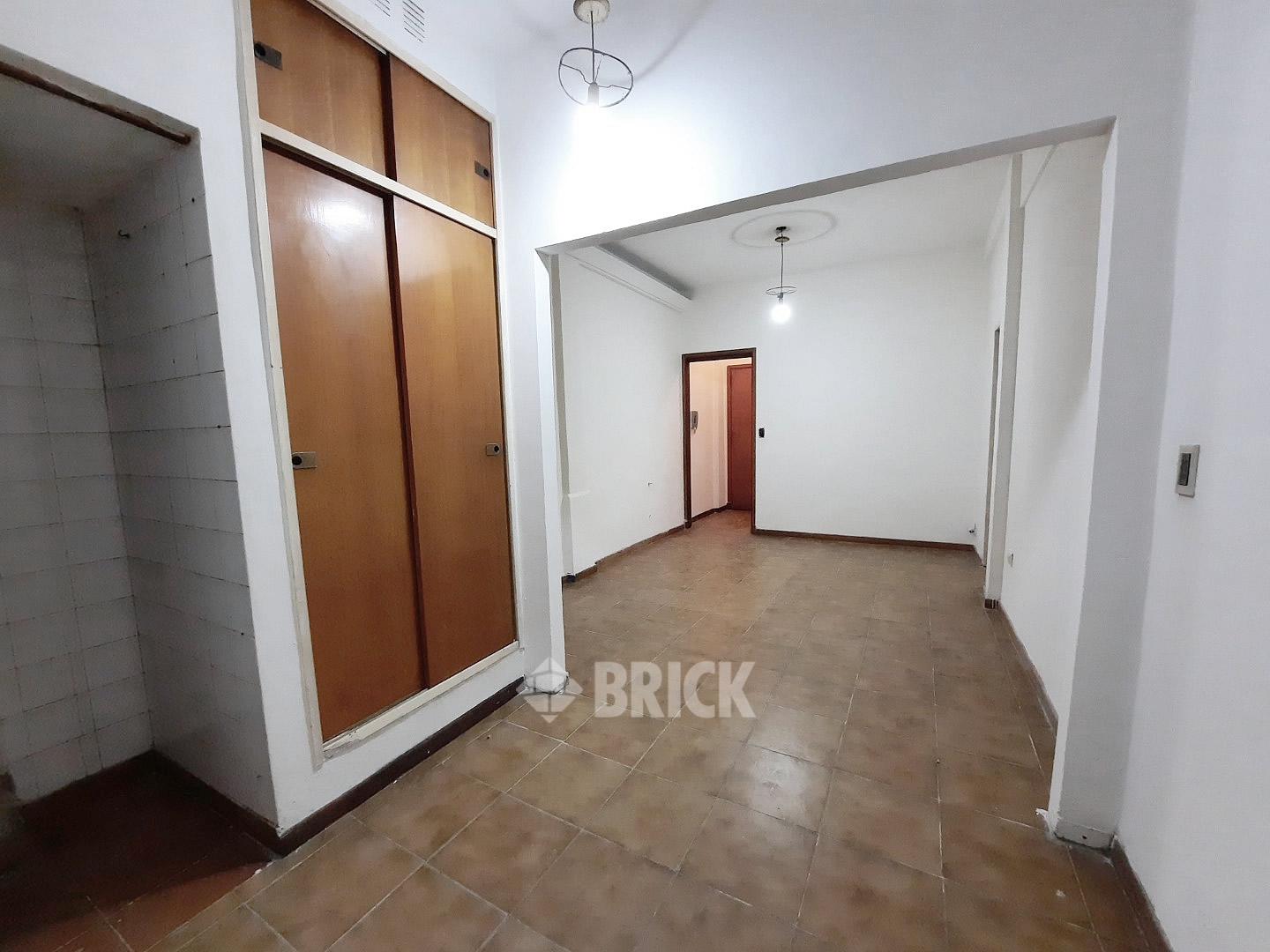 DONADO al 2200 Piso PB 5