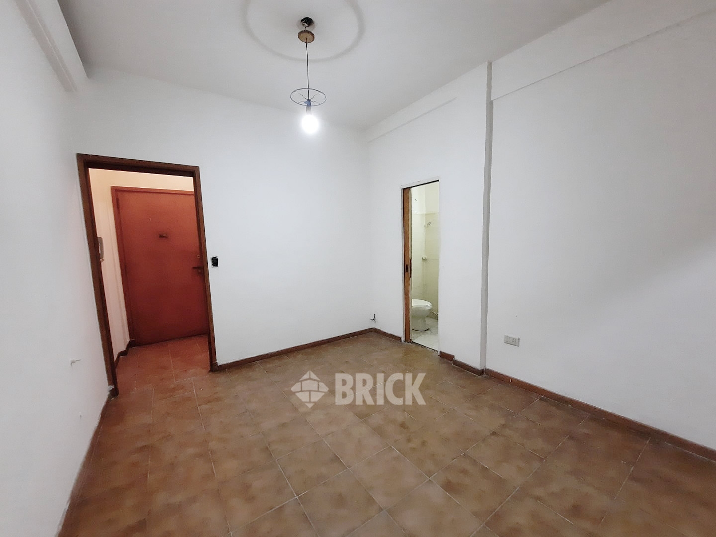 DONADO al 2200 Piso PB 6