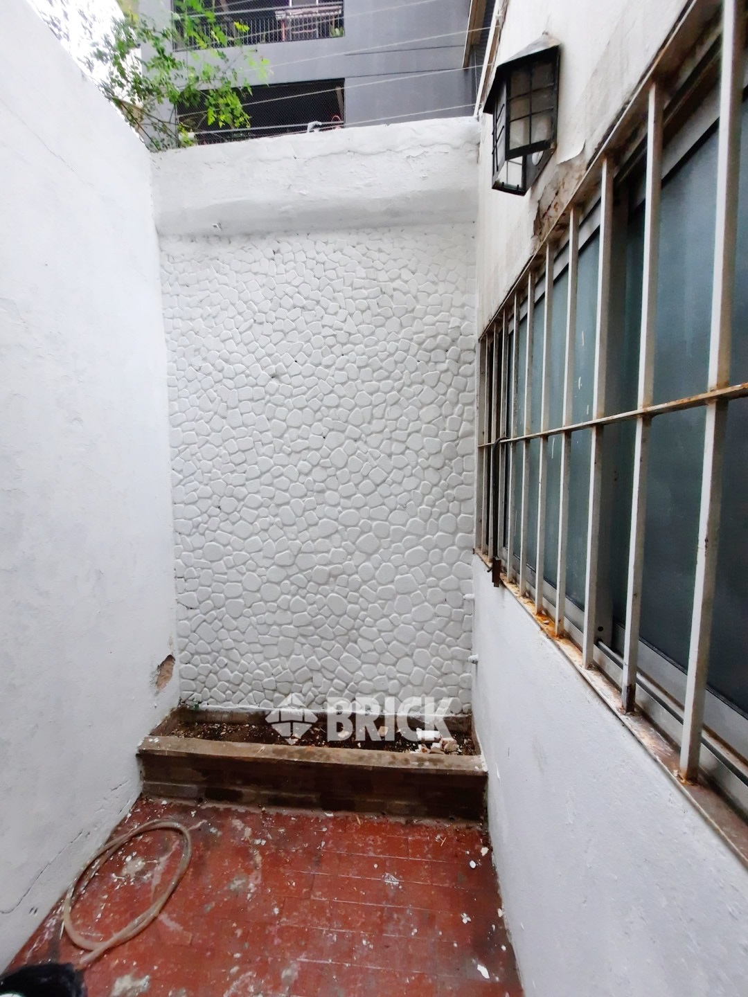 DONADO al 2200 Piso PB 8