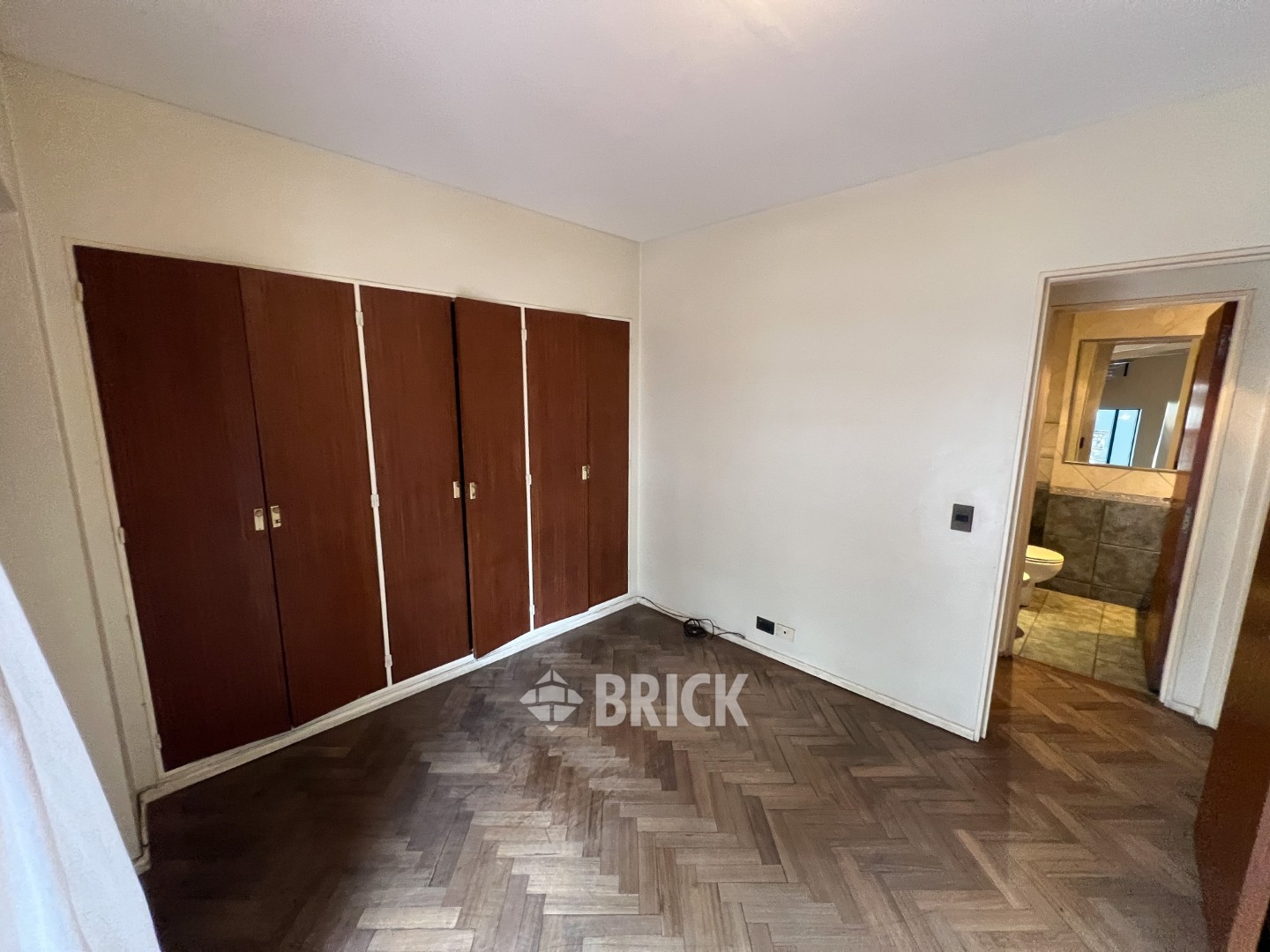 ZABALA al 1500 Piso 1 13