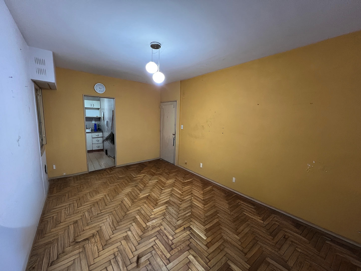 CARRANZA, ANGEL JUSTINIANO al 2400 Piso 2 1