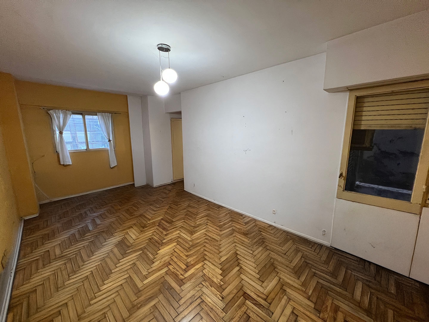 CARRANZA, ANGEL JUSTINIANO al 2400 Piso 2 3