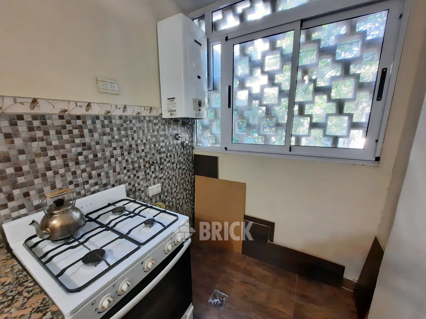 PICHINCHA al 100 Piso 1 16