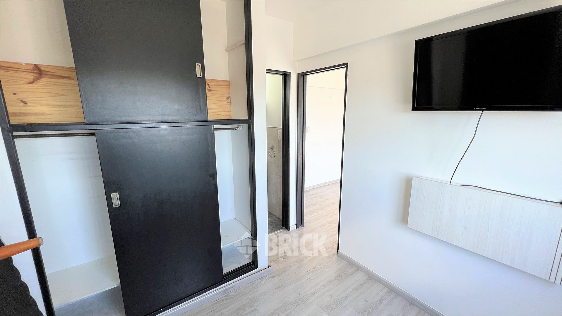 DIAZ VELEZ, AV. al 4100 Piso 16 5