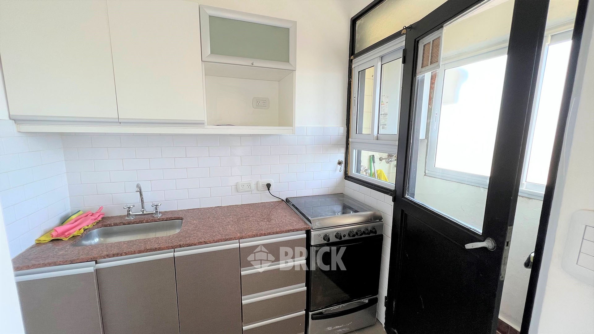 DIAZ VELEZ, AV. al 4100 Piso 16 9