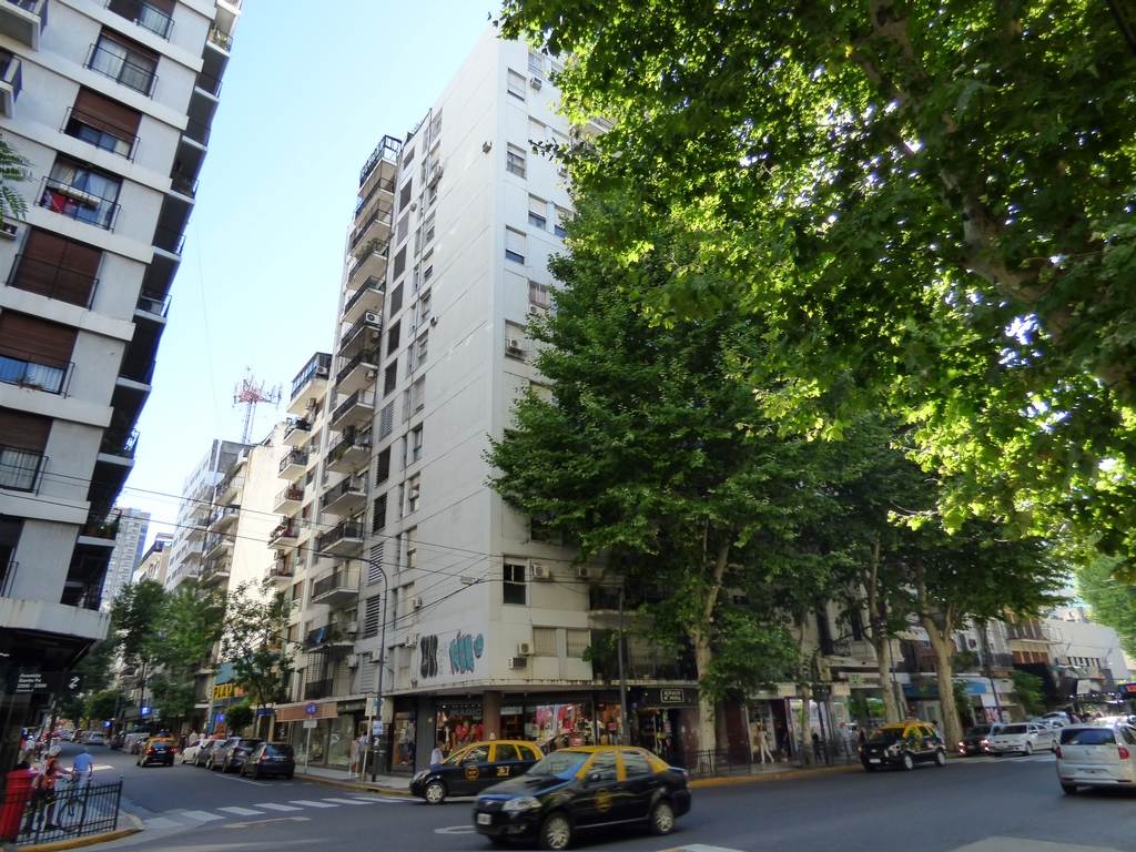 SANTA FE, AV. al 2300 Piso 8 52