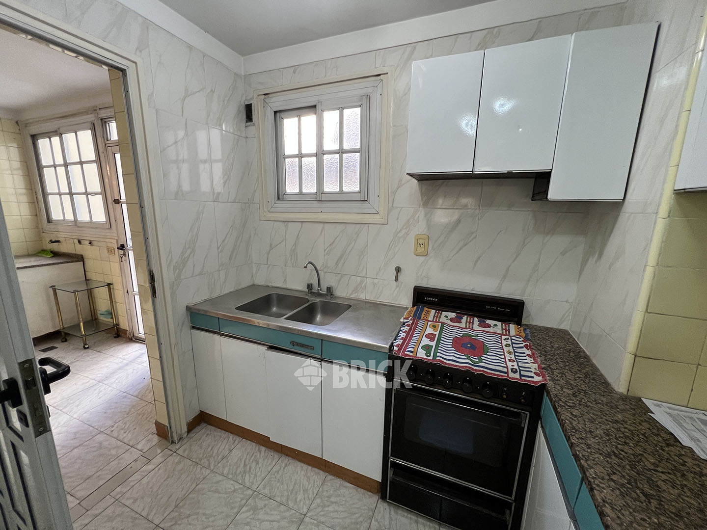 SAN JUAN, AV. al 1400 Piso PB 13