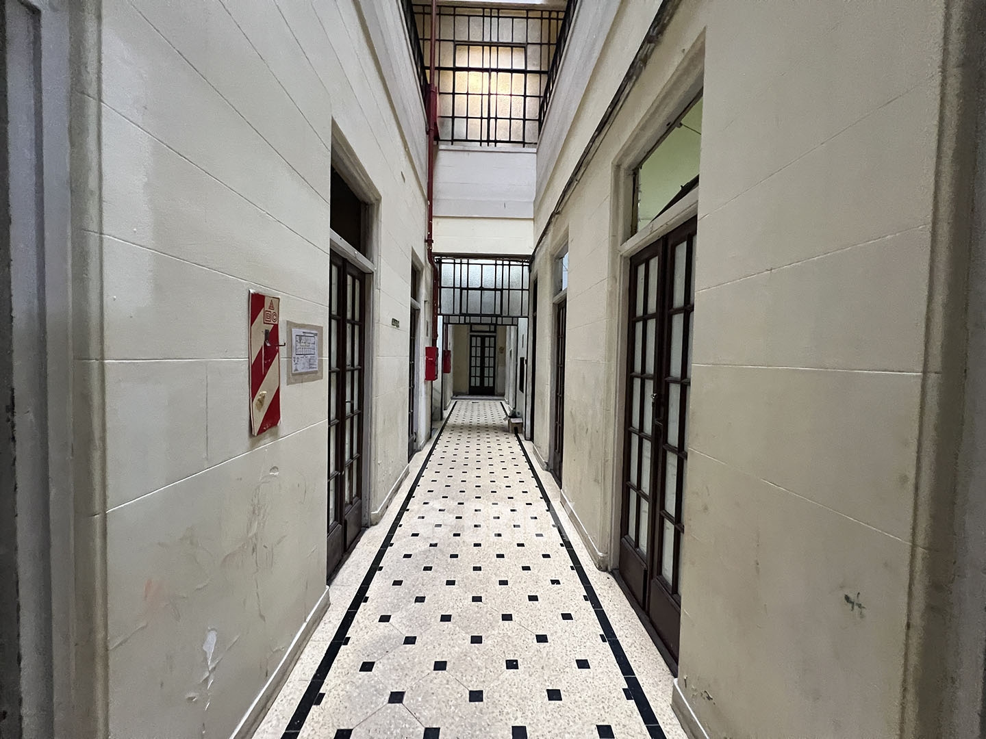 ALEM, LEANDRO N., AV. al 500 11