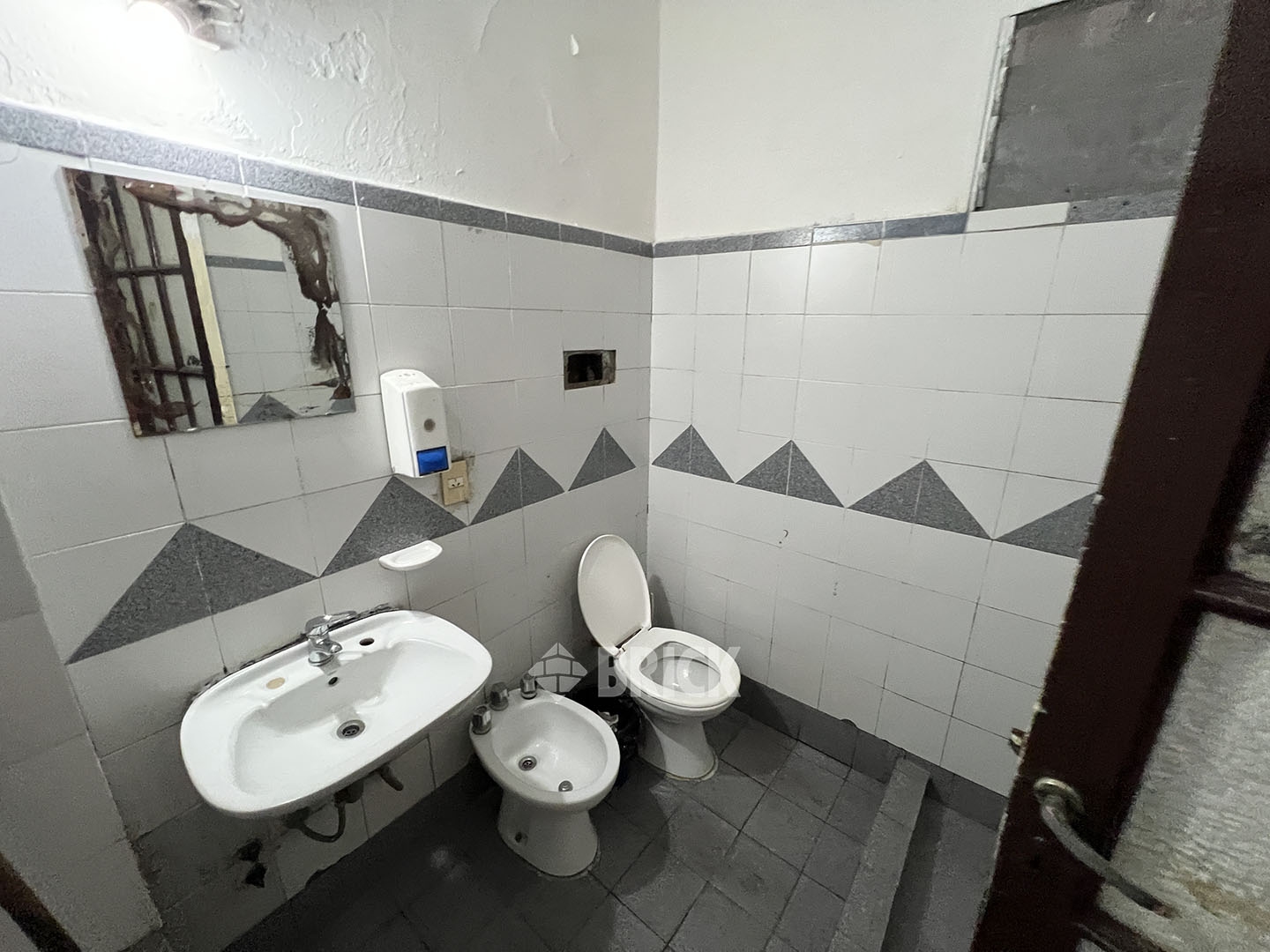 ALEM, LEANDRO N., AV. al 500 12