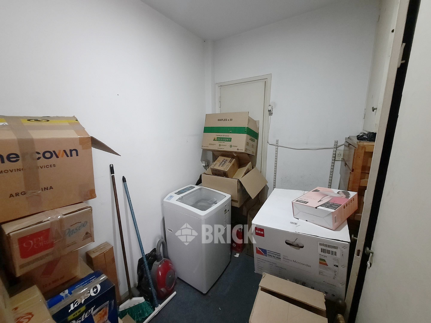 SALGUERO, JERONIMO al 2500 Piso 7 29