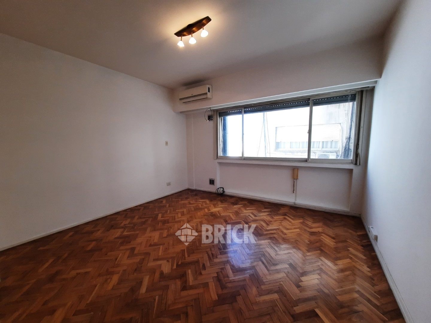 SANTA FE, AV. al 3300 Piso 11 1