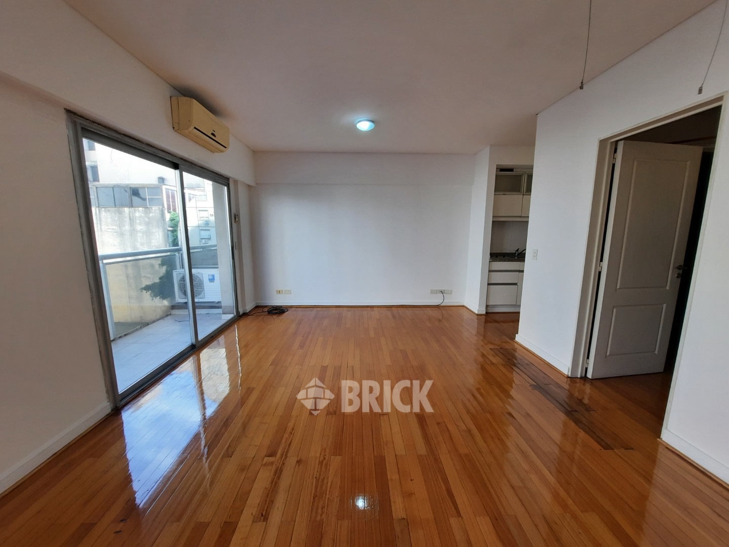 VIAMONTE al 1800 Piso 4 6