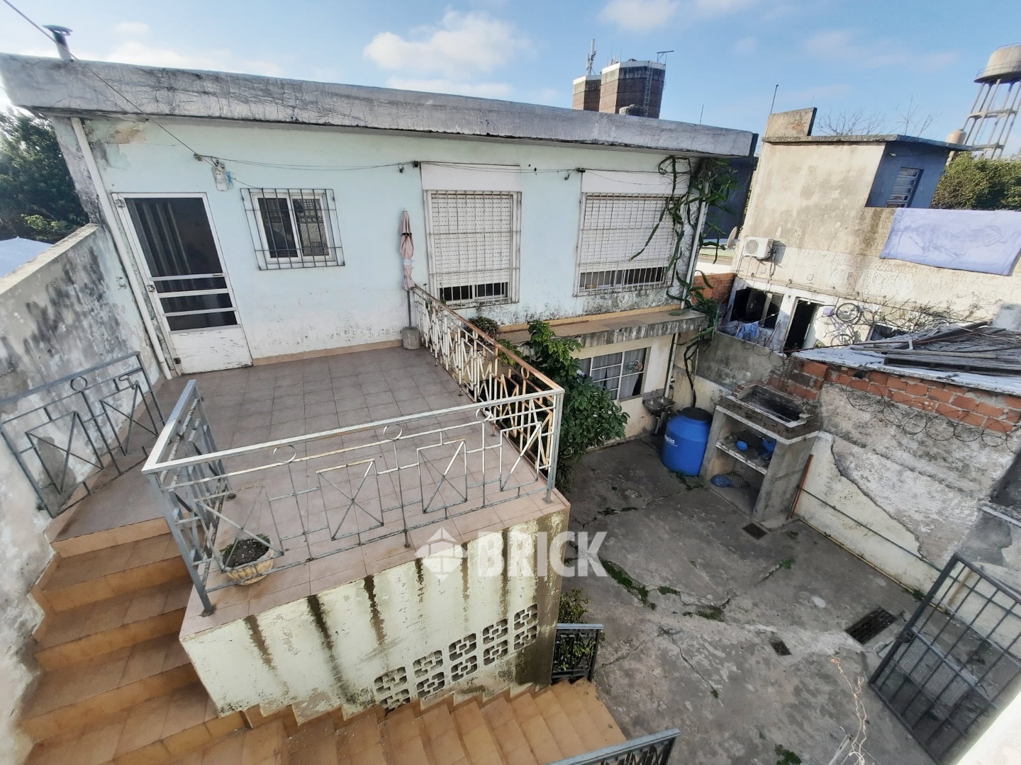 LAMADRID, AV. al 1600 26