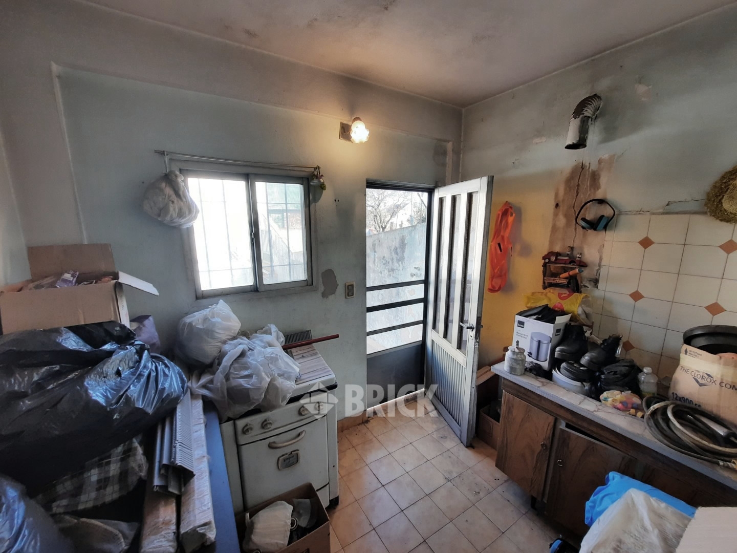 LAMADRID, AV. al 1600 47