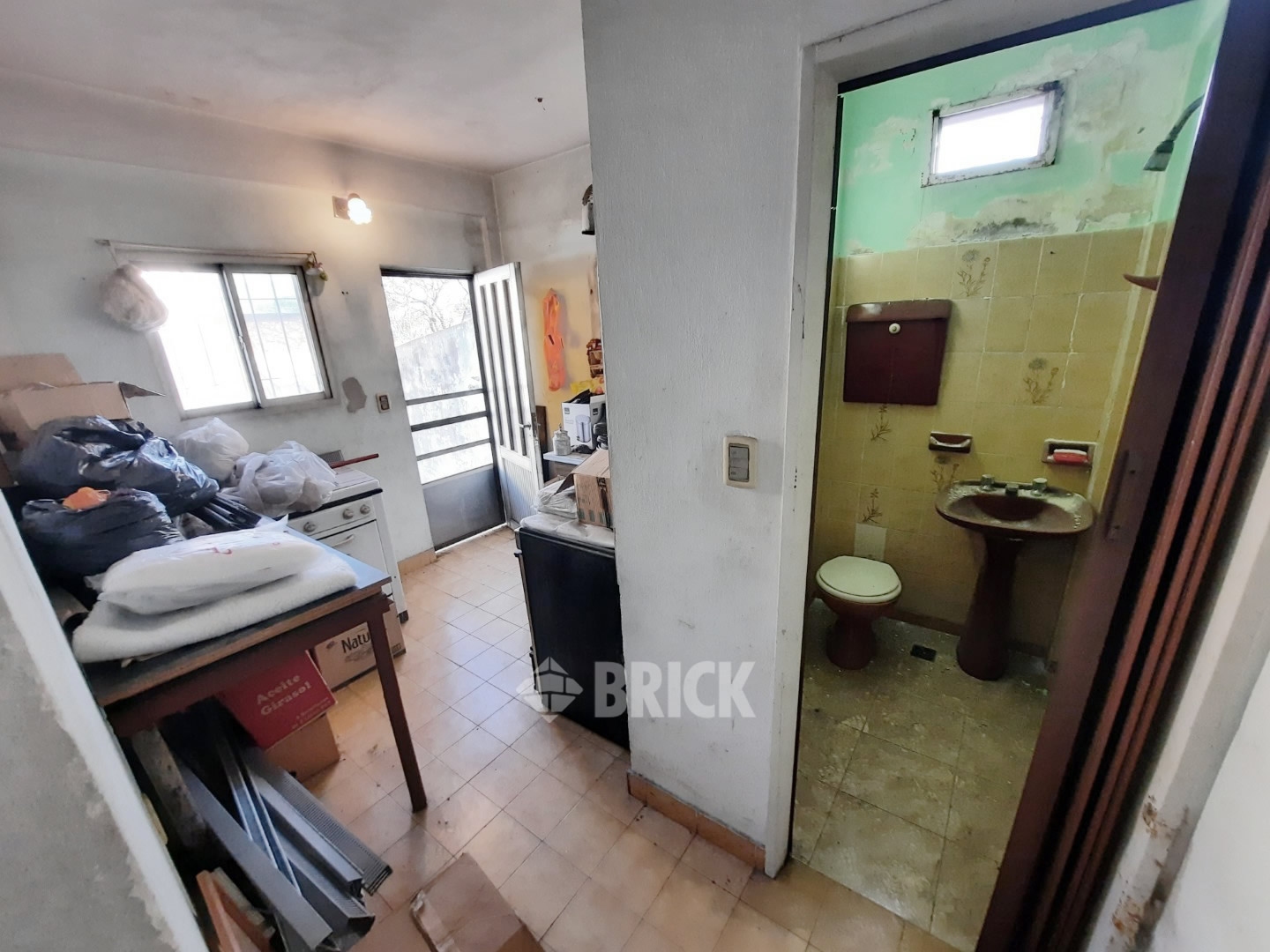 LAMADRID, AV. al 1600 49