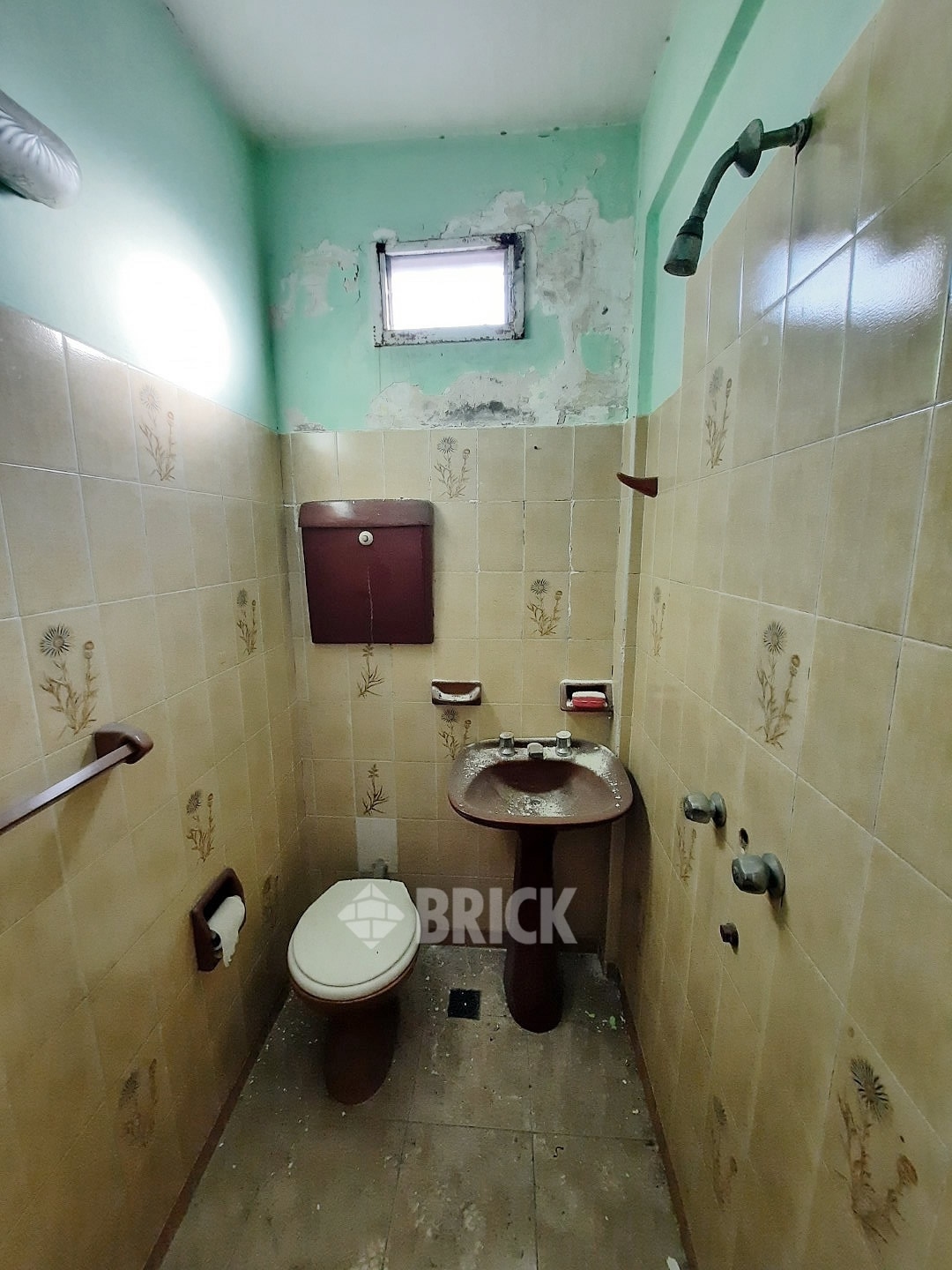 LAMADRID, AV. al 1600 50