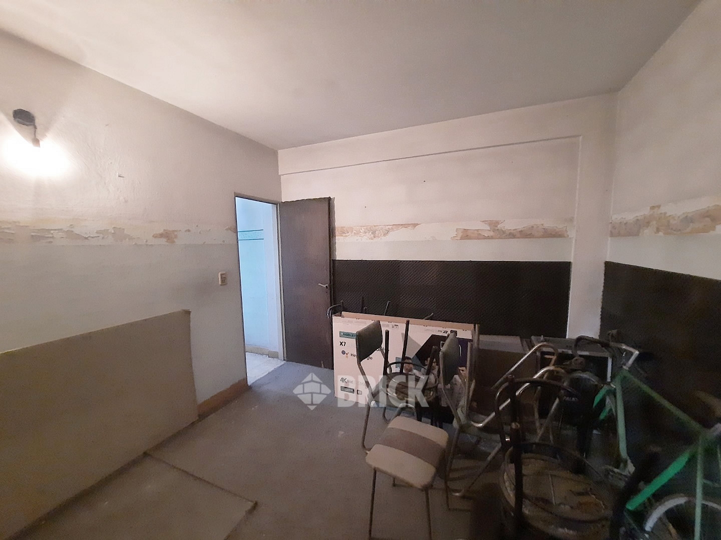 LAMADRID, AV. al 1600 53