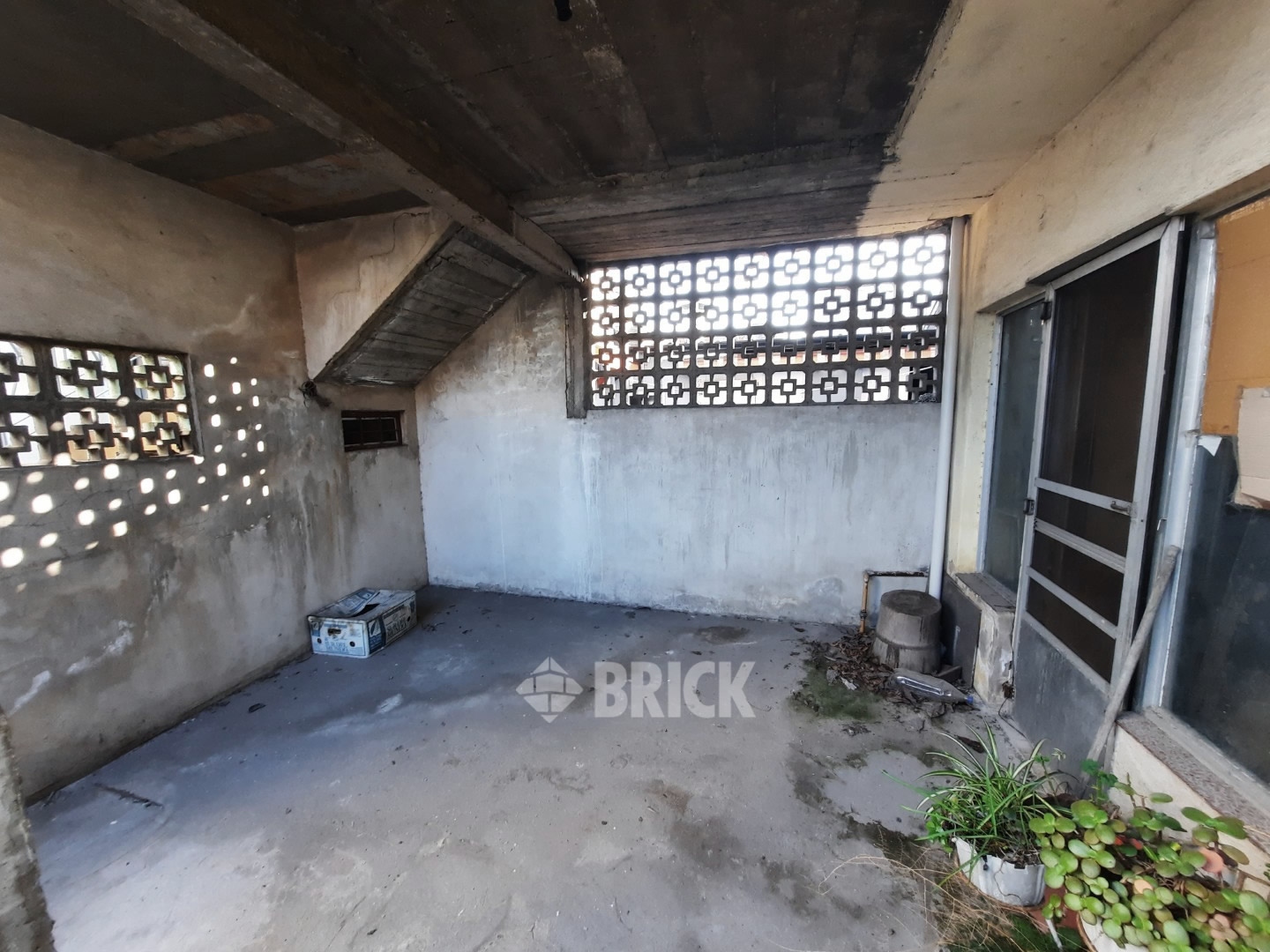 LAMADRID, AV. al 1600 57