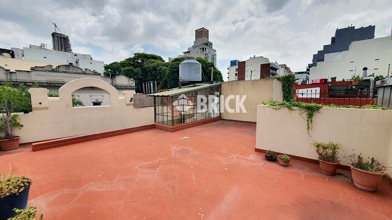 BORGES, JORGE LUIS al 2000 Piso 1 22