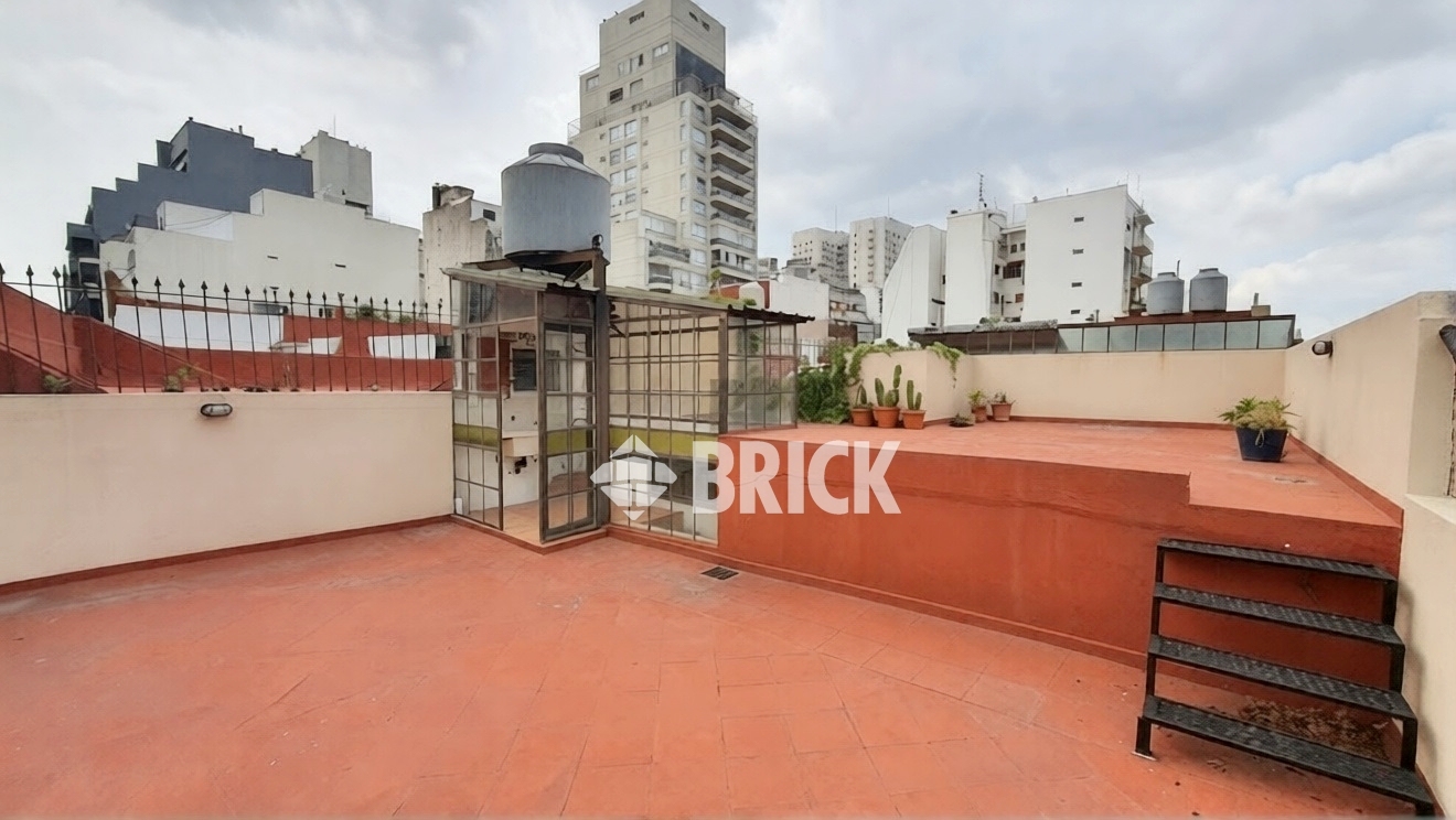 BORGES, JORGE LUIS al 2000 Piso 1 25