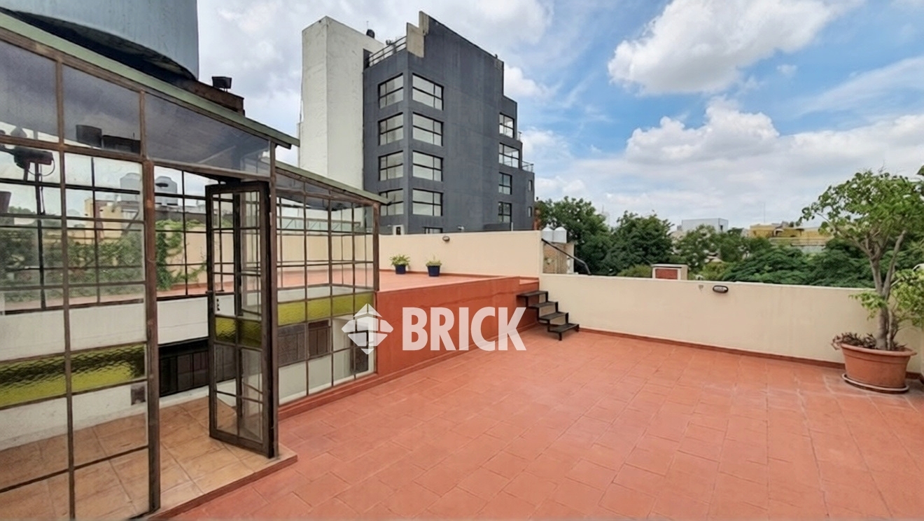 BORGES, JORGE LUIS al 2000 Piso 1 26