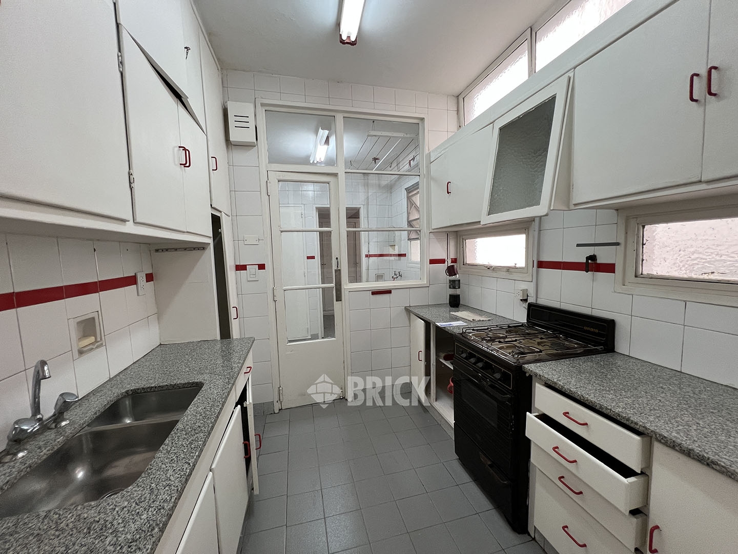 LORETO, VIRREY al 1700 Piso 2 19