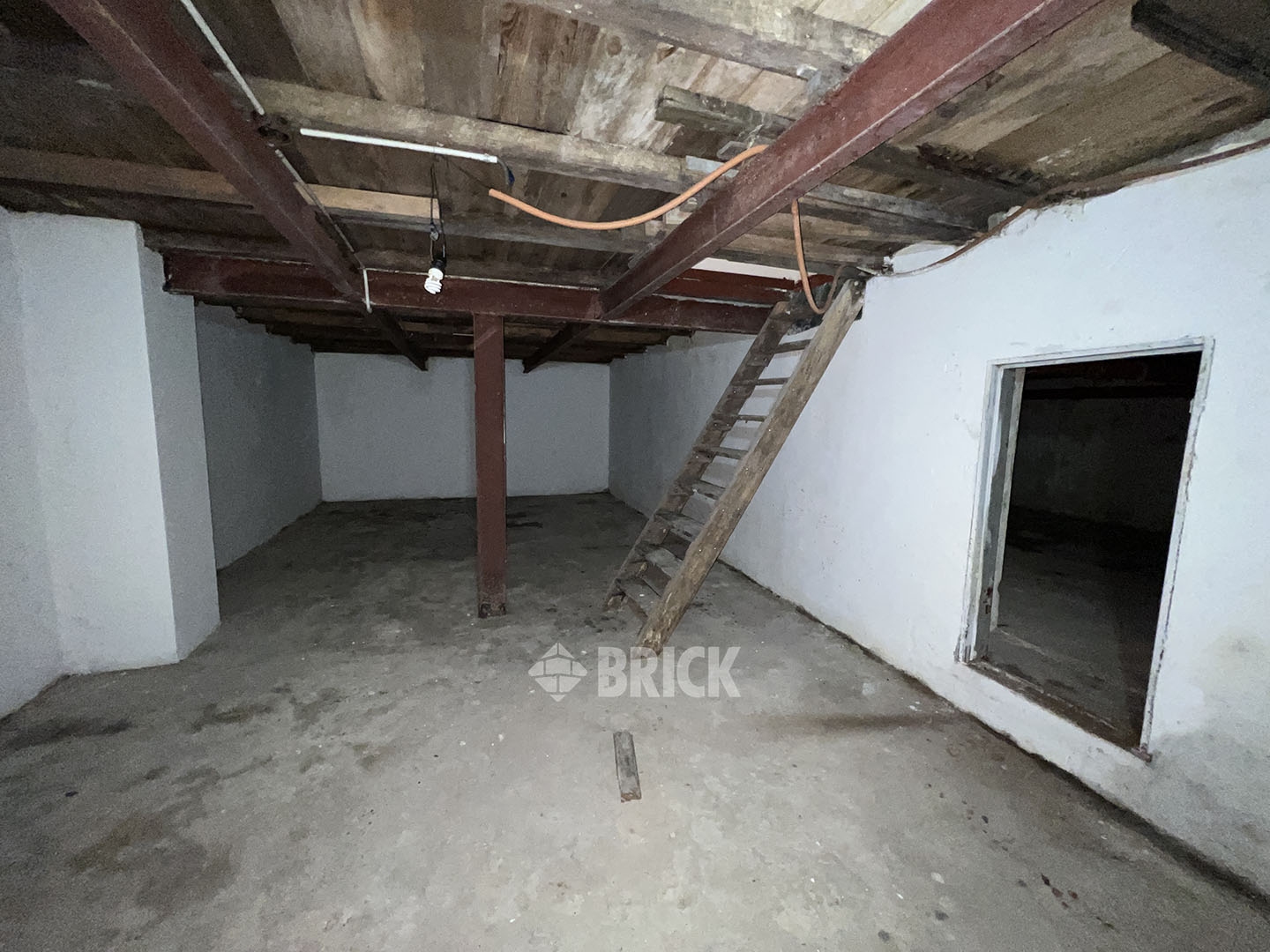 GIRARDOT al 100 Piso PB 10