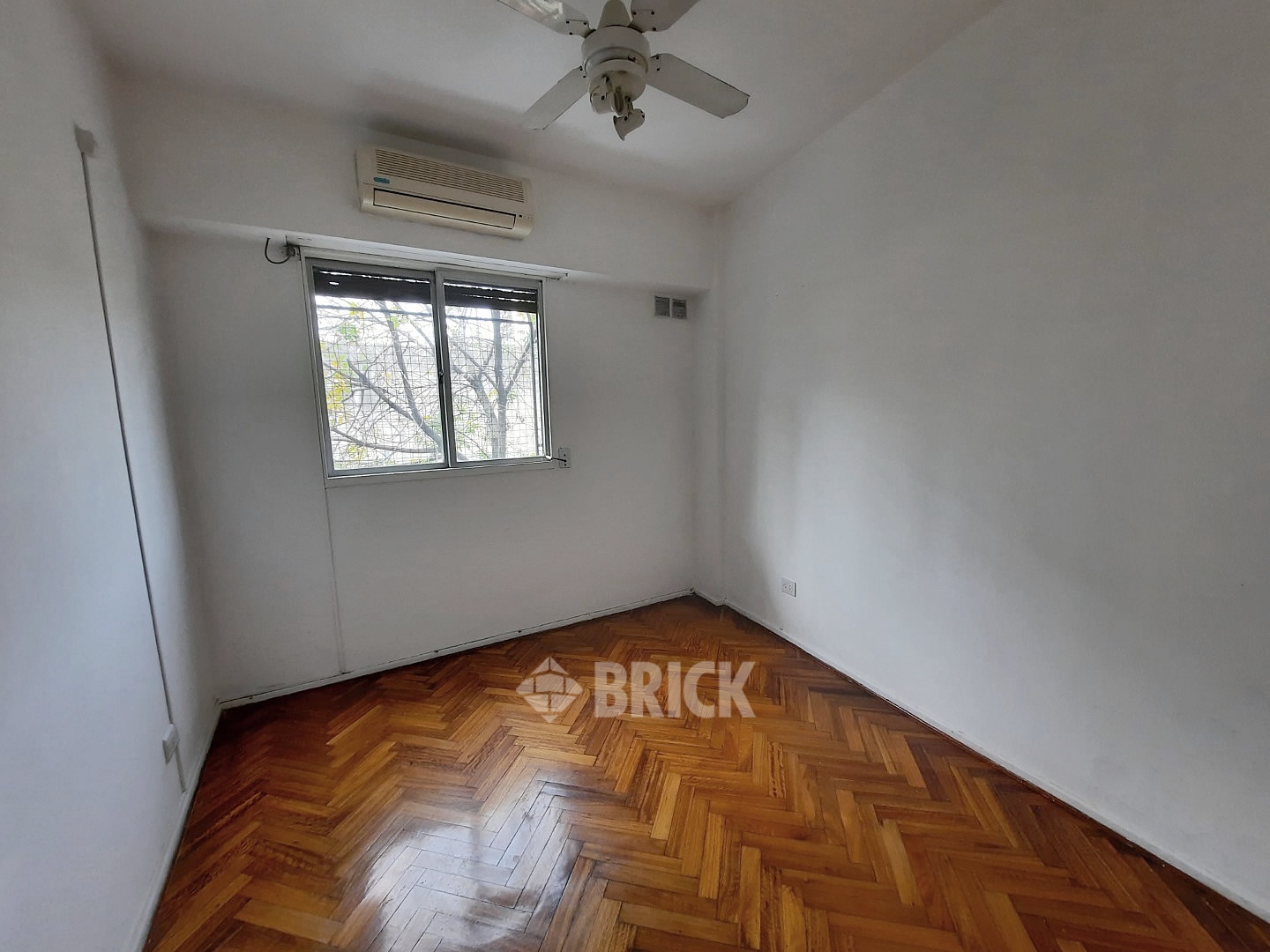 BILLINGHURST al 1500 Piso 2 16