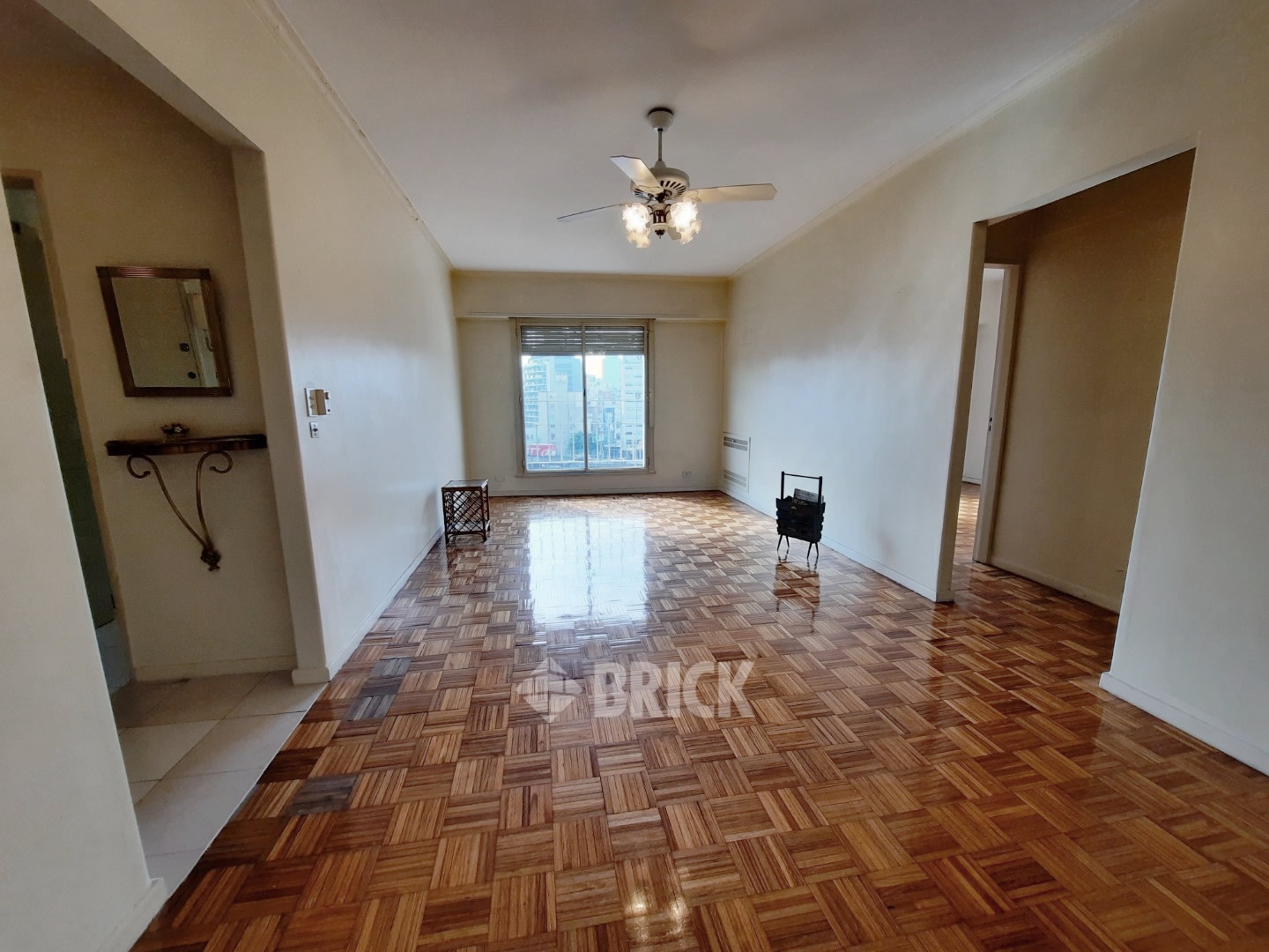 IRIGOYEN, BERNARDO DE al 1300 Piso 7 1