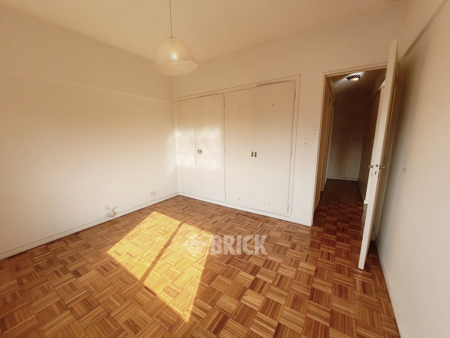 IRIGOYEN, BERNARDO DE al 1300 Piso 7 10