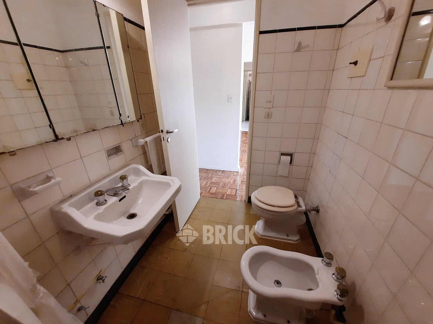 IRIGOYEN, BERNARDO DE al 1300 Piso 7 13