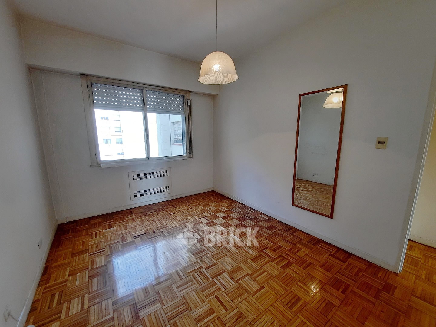 IRIGOYEN, BERNARDO DE al 1300 Piso 7 14