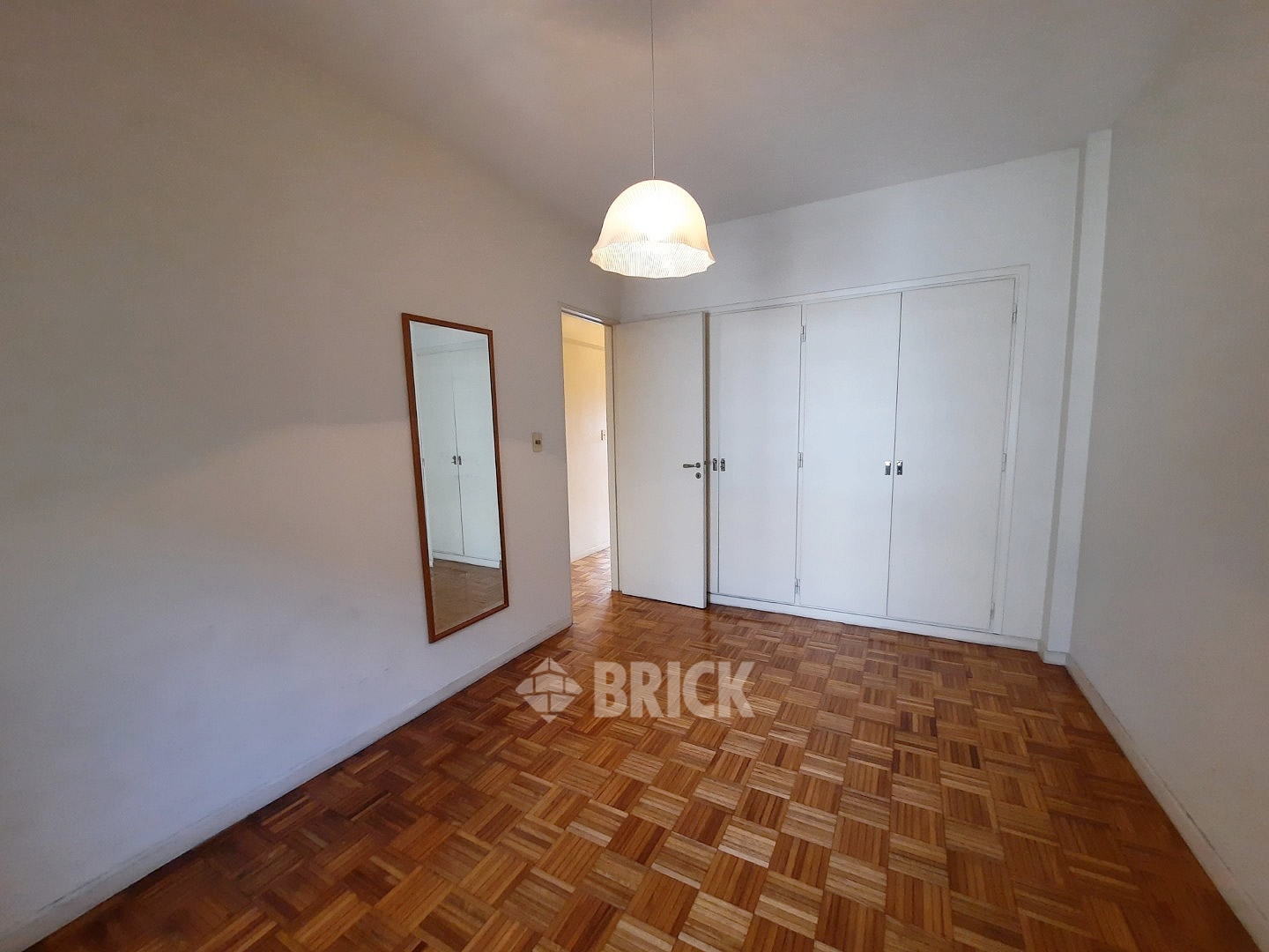 IRIGOYEN, BERNARDO DE al 1300 Piso 7 15