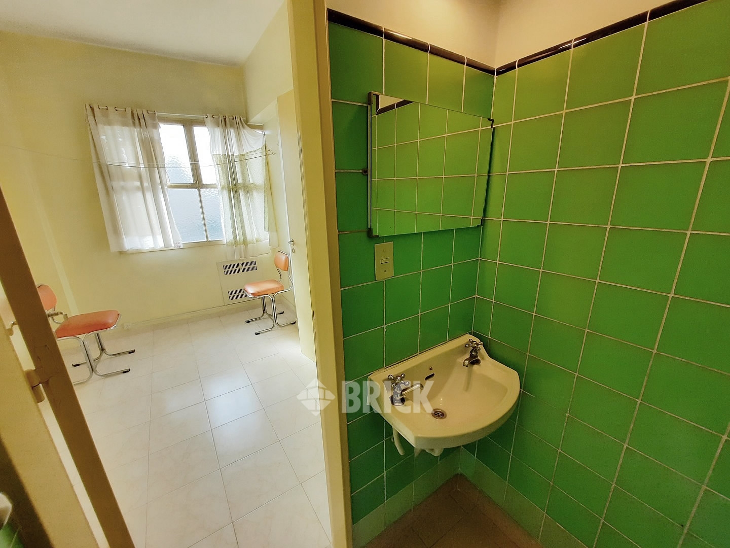 IRIGOYEN, BERNARDO DE al 1300 Piso 7 23