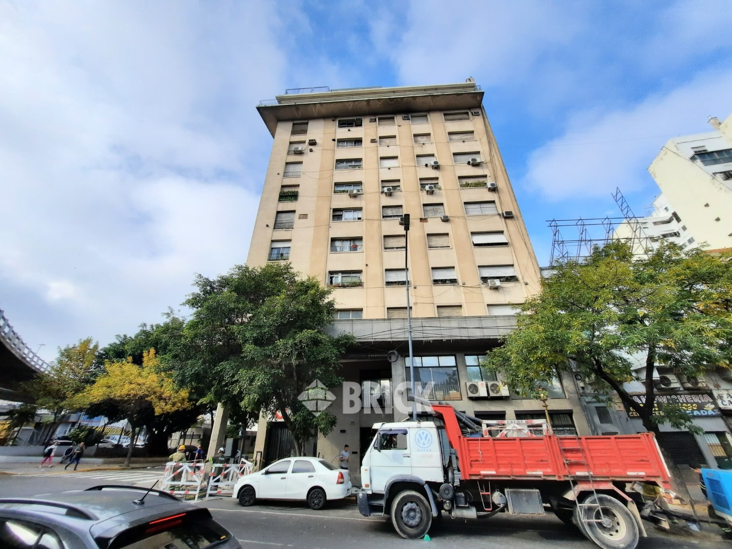 IRIGOYEN, BERNARDO DE al 1300 Piso 7 31