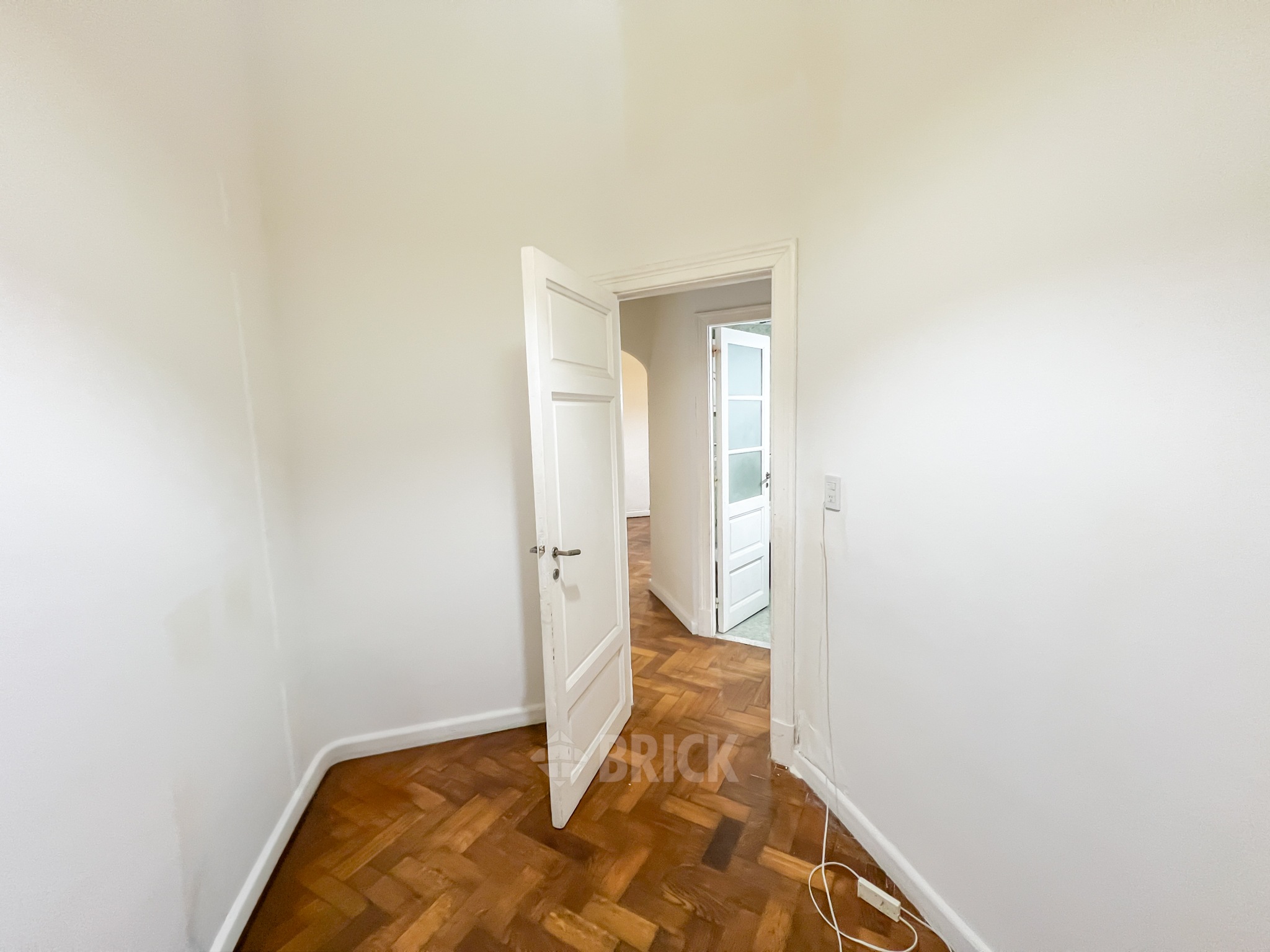 CORDOBA, AV. al 1200 Piso PB 7