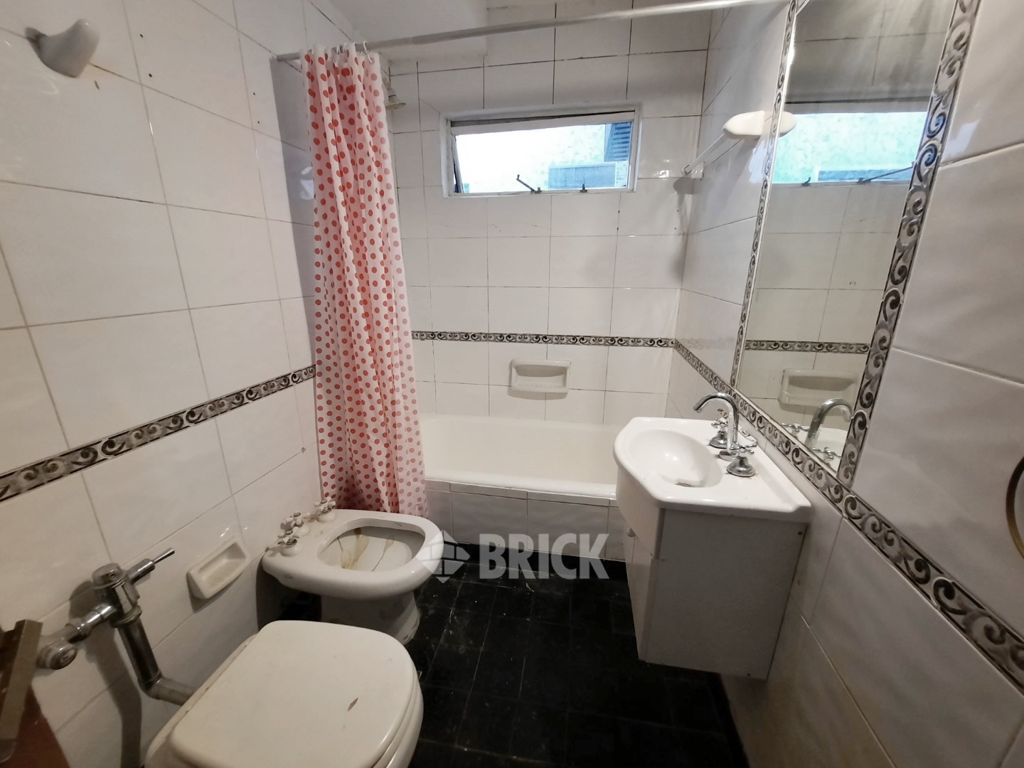 LARREA al 1000 Piso 2 16