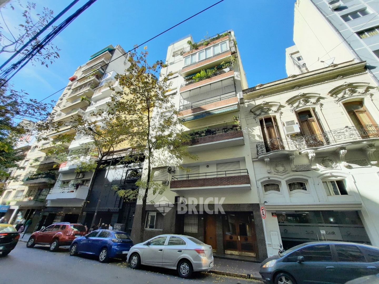 URIBURU, JOSE EVARISTO al 1000 Piso 1 37