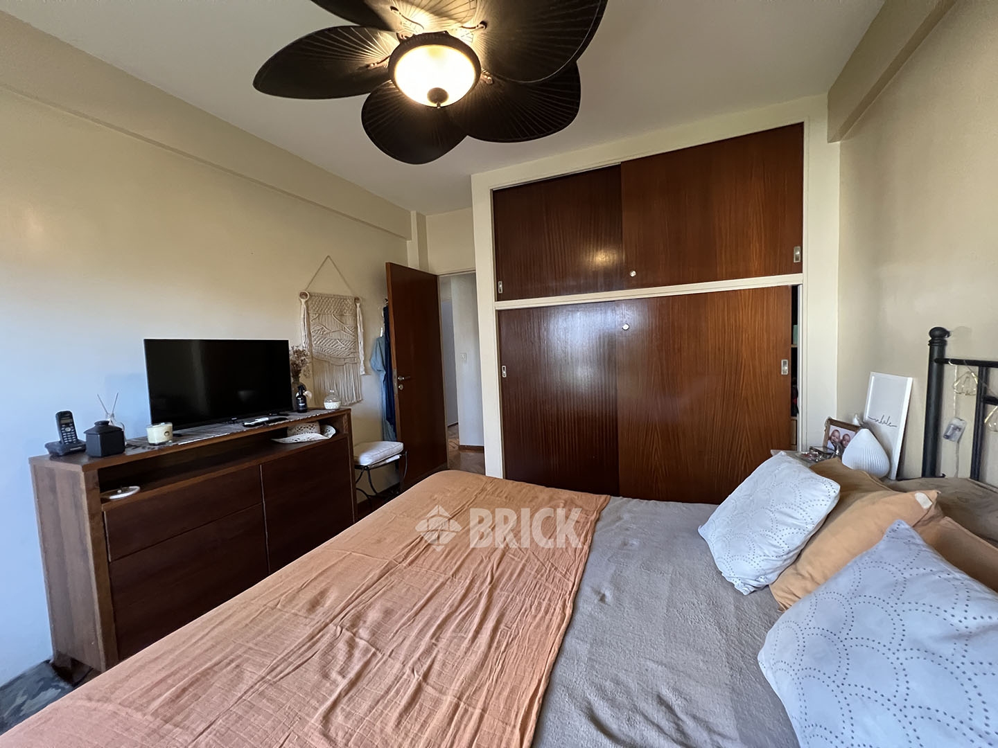 CUBA al 2200 Piso 7 21