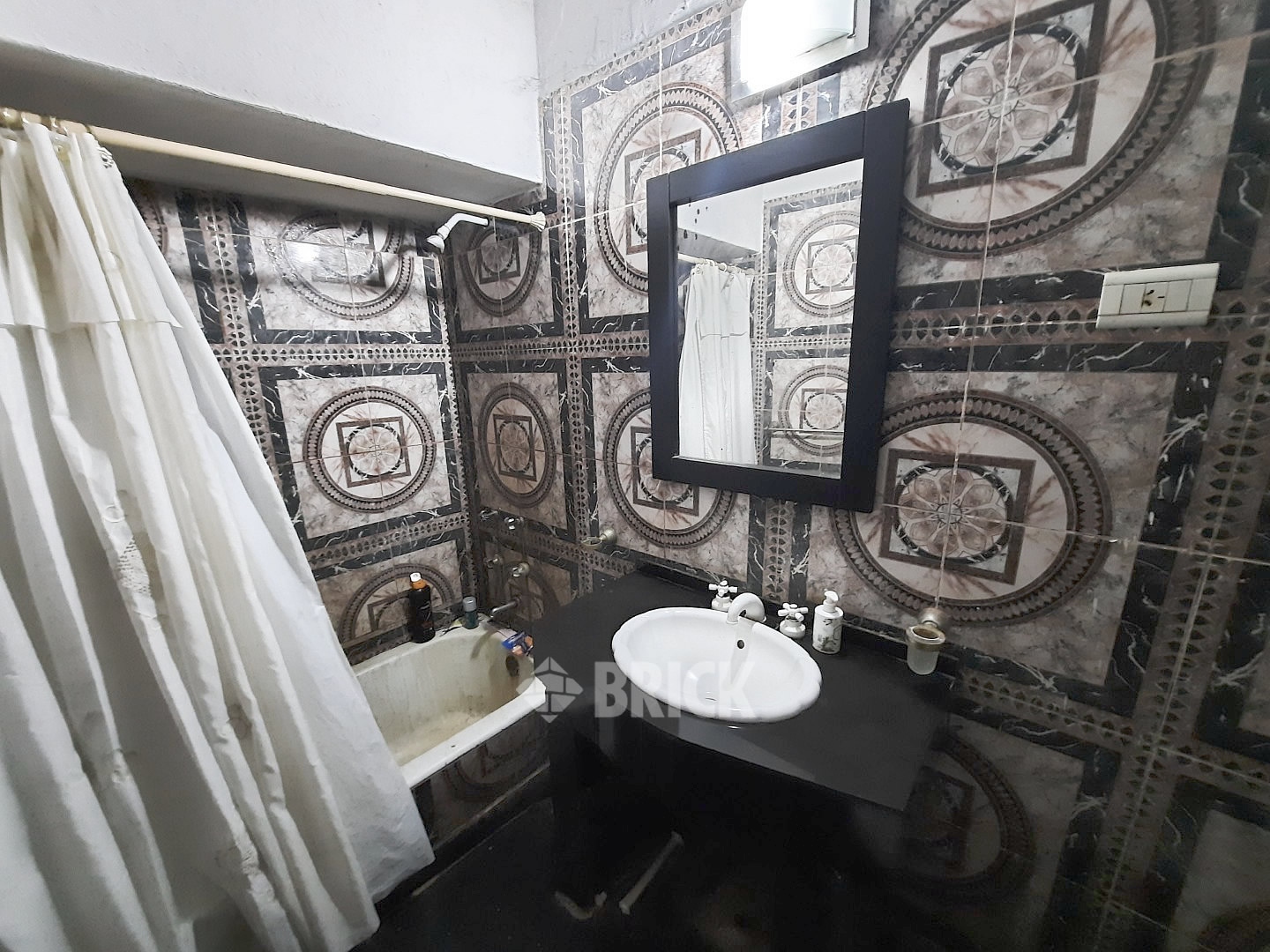 ACHA, GENERAL al 1400 Piso PB 10