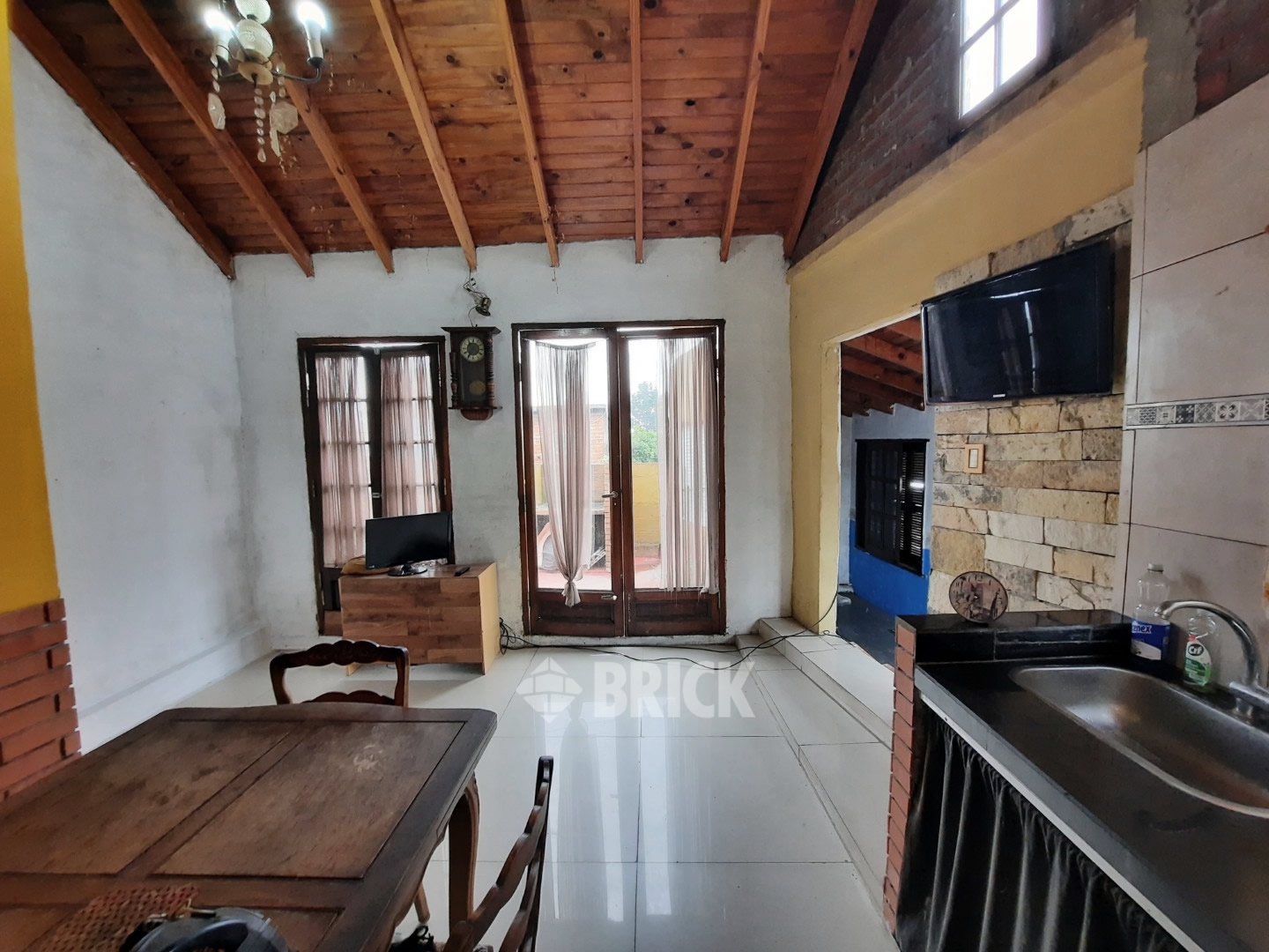 ACHA, GENERAL al 1400 Piso PB 16