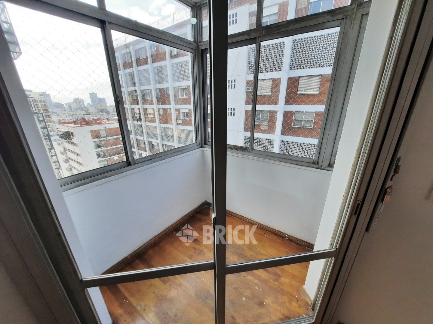 TALCAHUANO al 900 Piso 18 32