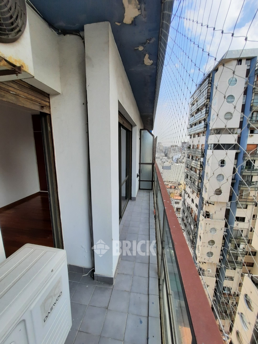 TALCAHUANO al 900 Piso 18 38