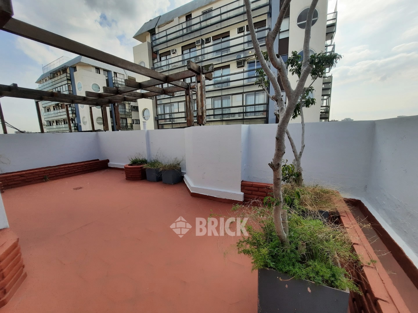 TALCAHUANO al 900 Piso 18 51