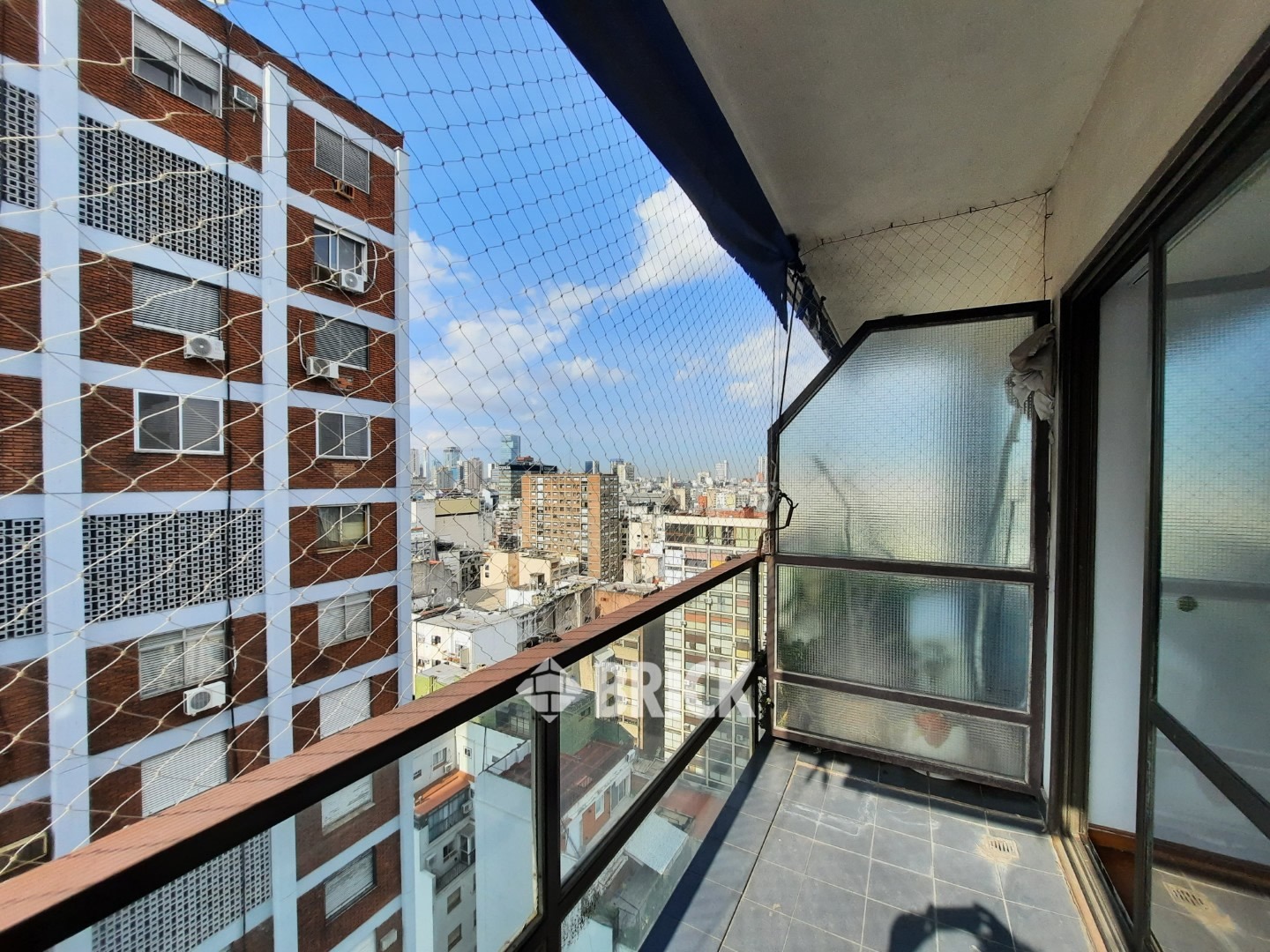 TALCAHUANO al 900 Piso 18 9