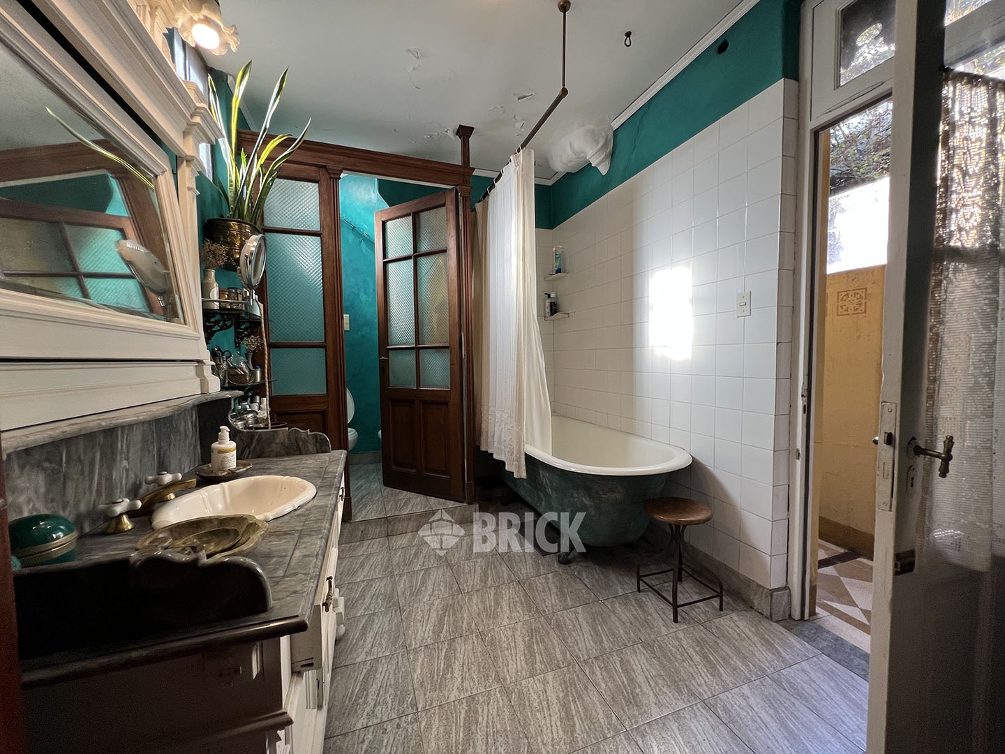 ORO, FRAY JUSTO SANTAMARIA DE al 2200 Piso 1 25